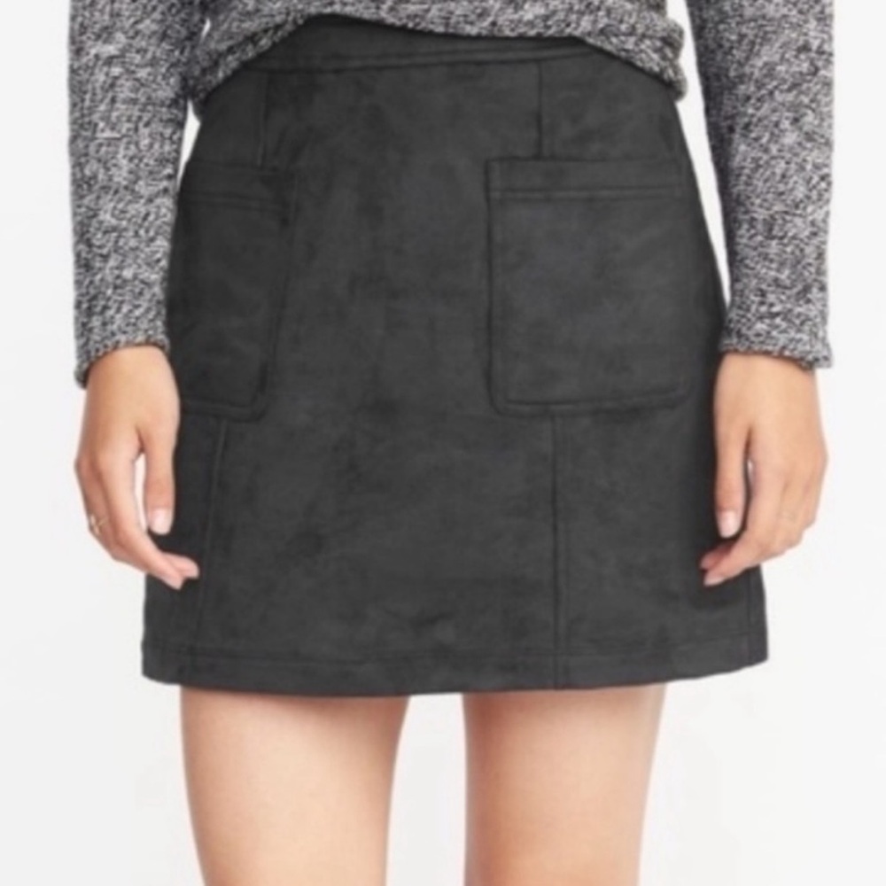 NWT Old Navy Black Jack Faux Suede Patch Pocket A-Line Mini Skirt
